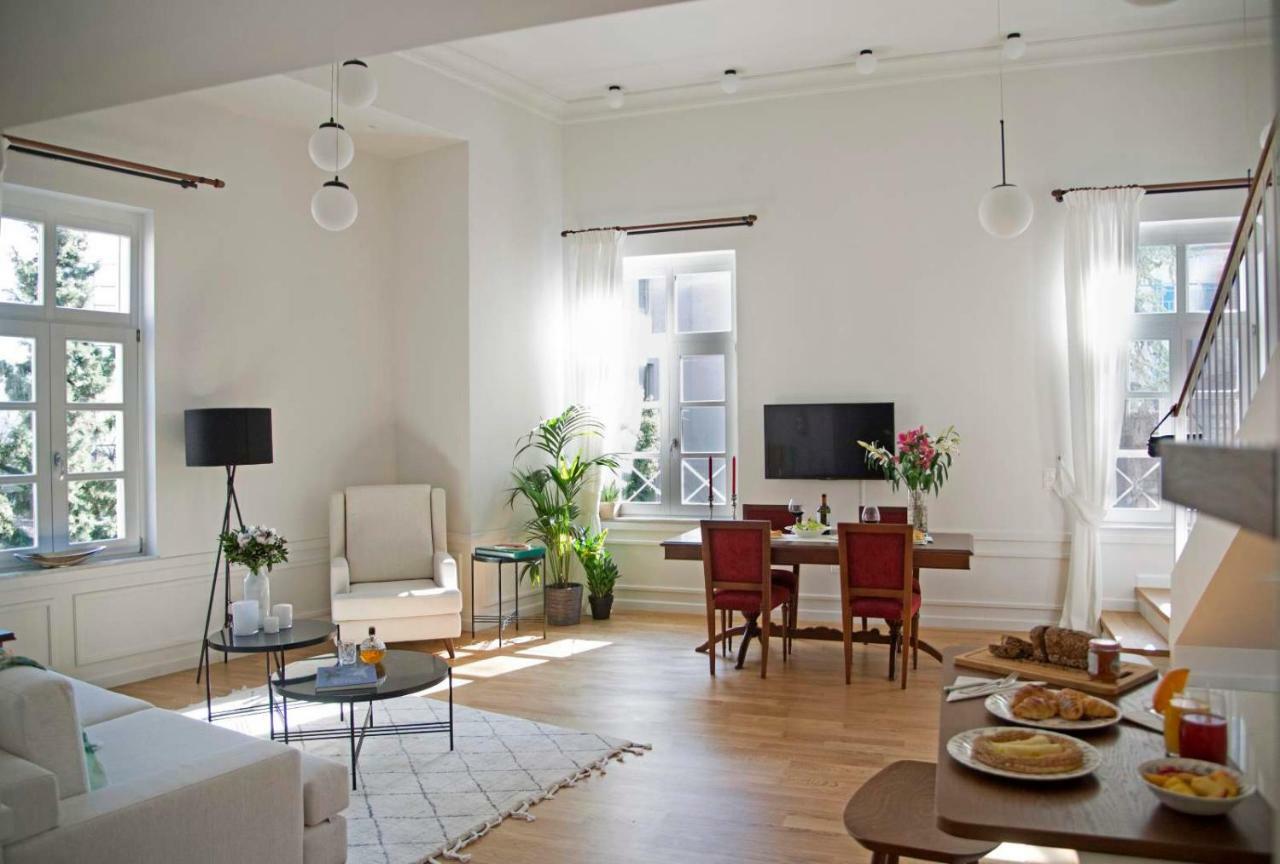 Four Streets Athens - Luxury Suites Apartments In Atene Esterno foto