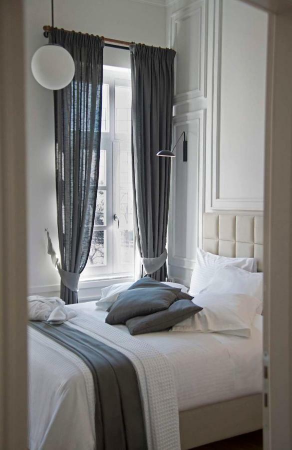 Four Streets Athens - Luxury Suites Apartments In Atene Esterno foto