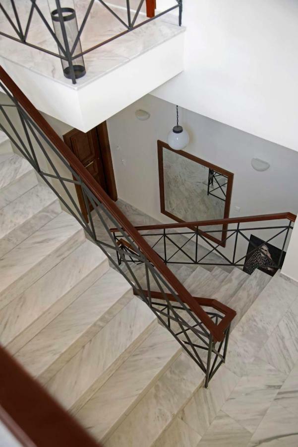 Four Streets Athens - Luxury Suites Apartments In Atene Esterno foto