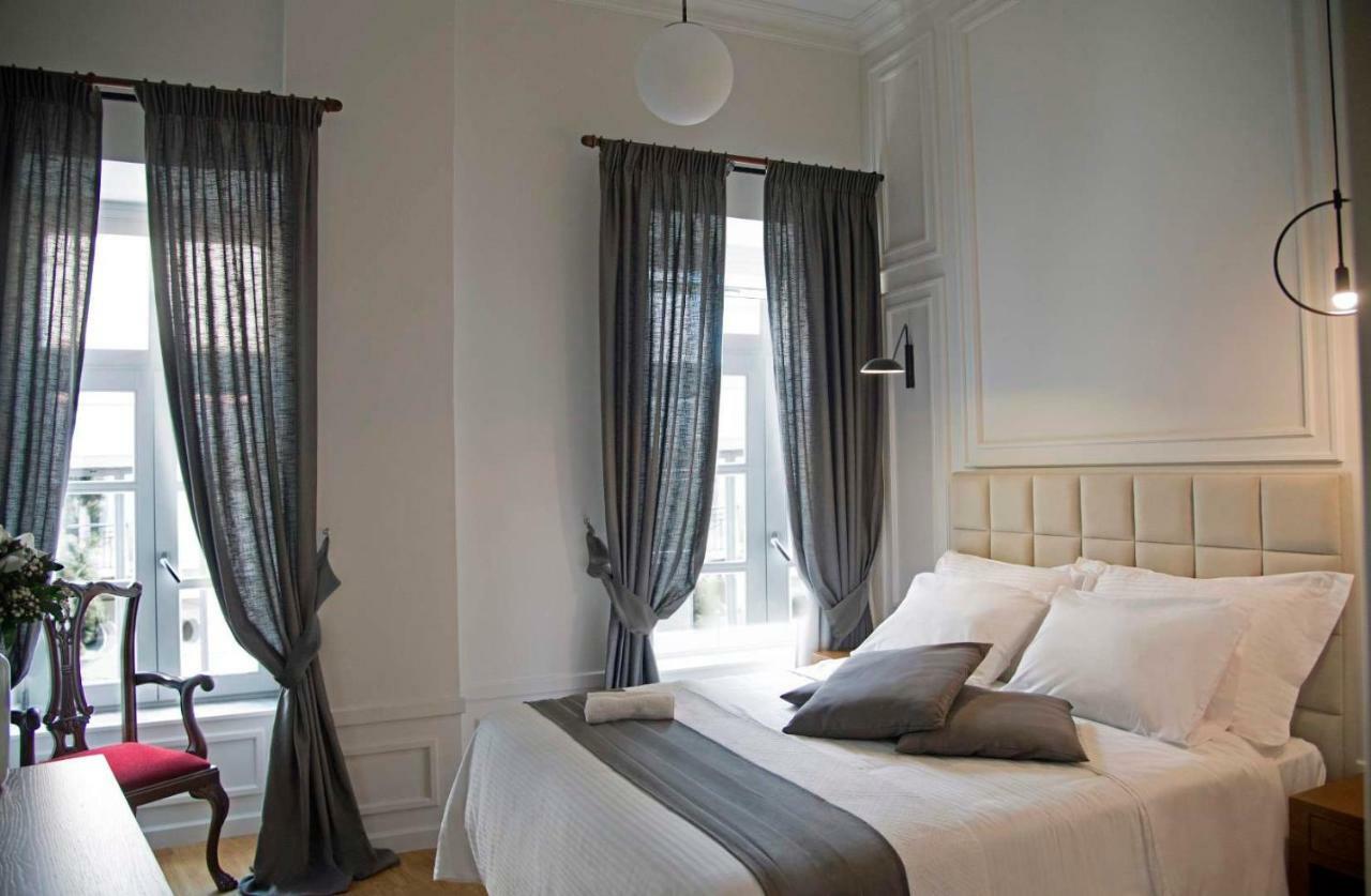 Four Streets Athens - Luxury Suites Apartments In Atene Esterno foto