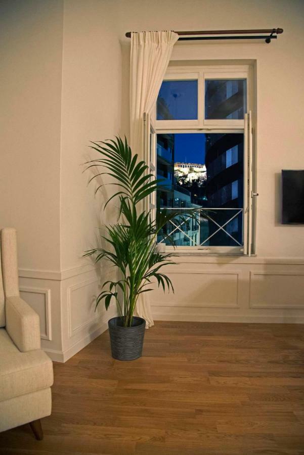 Four Streets Athens - Luxury Suites Apartments In Atene Esterno foto