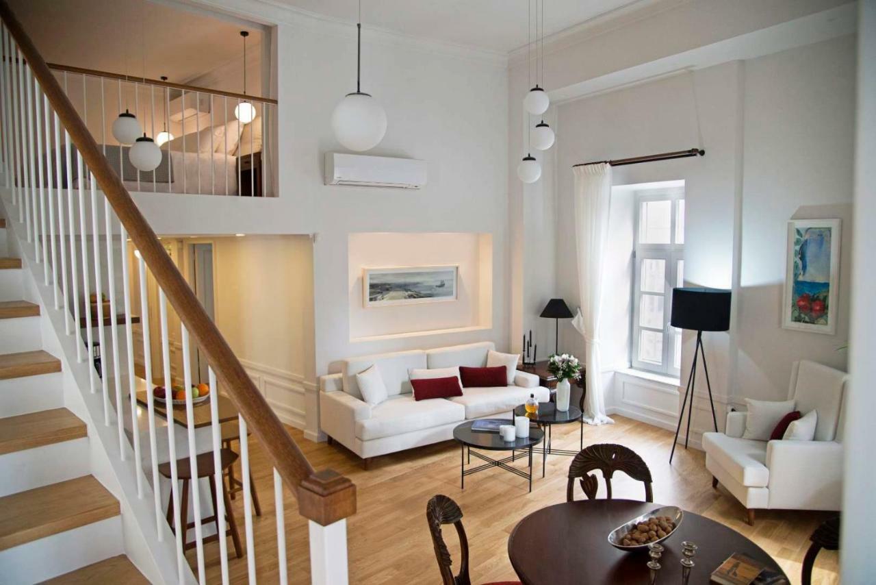 Four Streets Athens - Luxury Suites Apartments In Atene Esterno foto