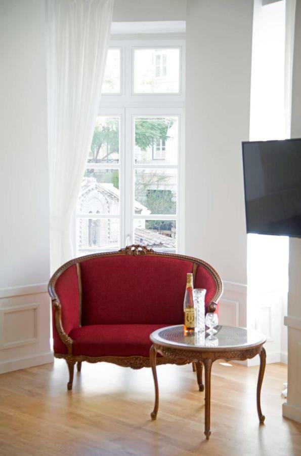 Four Streets Athens - Luxury Suites Apartments In Atene Esterno foto